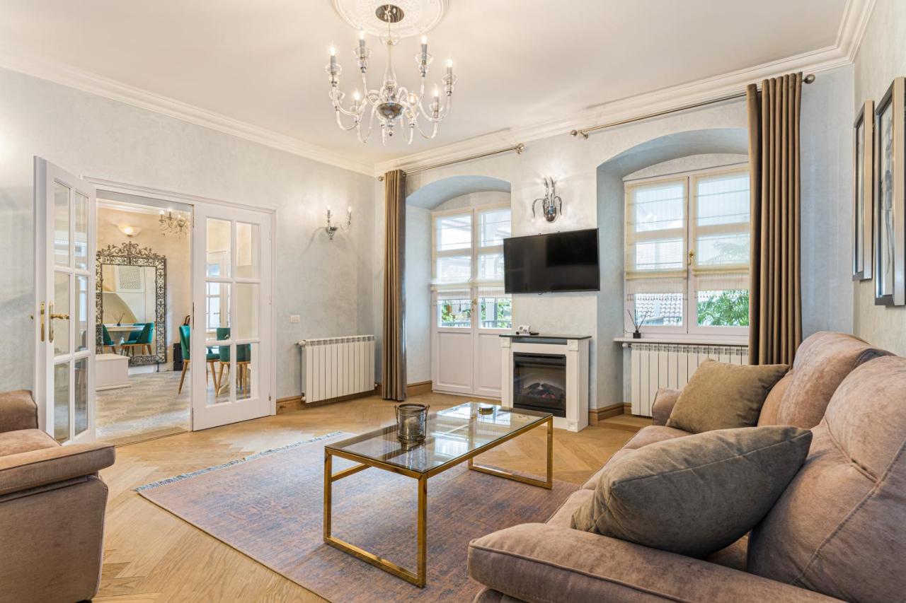 Krone Apartment Brassó Kültér fotó