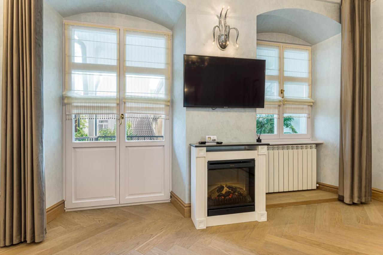 Krone Apartment Brassó Kültér fotó